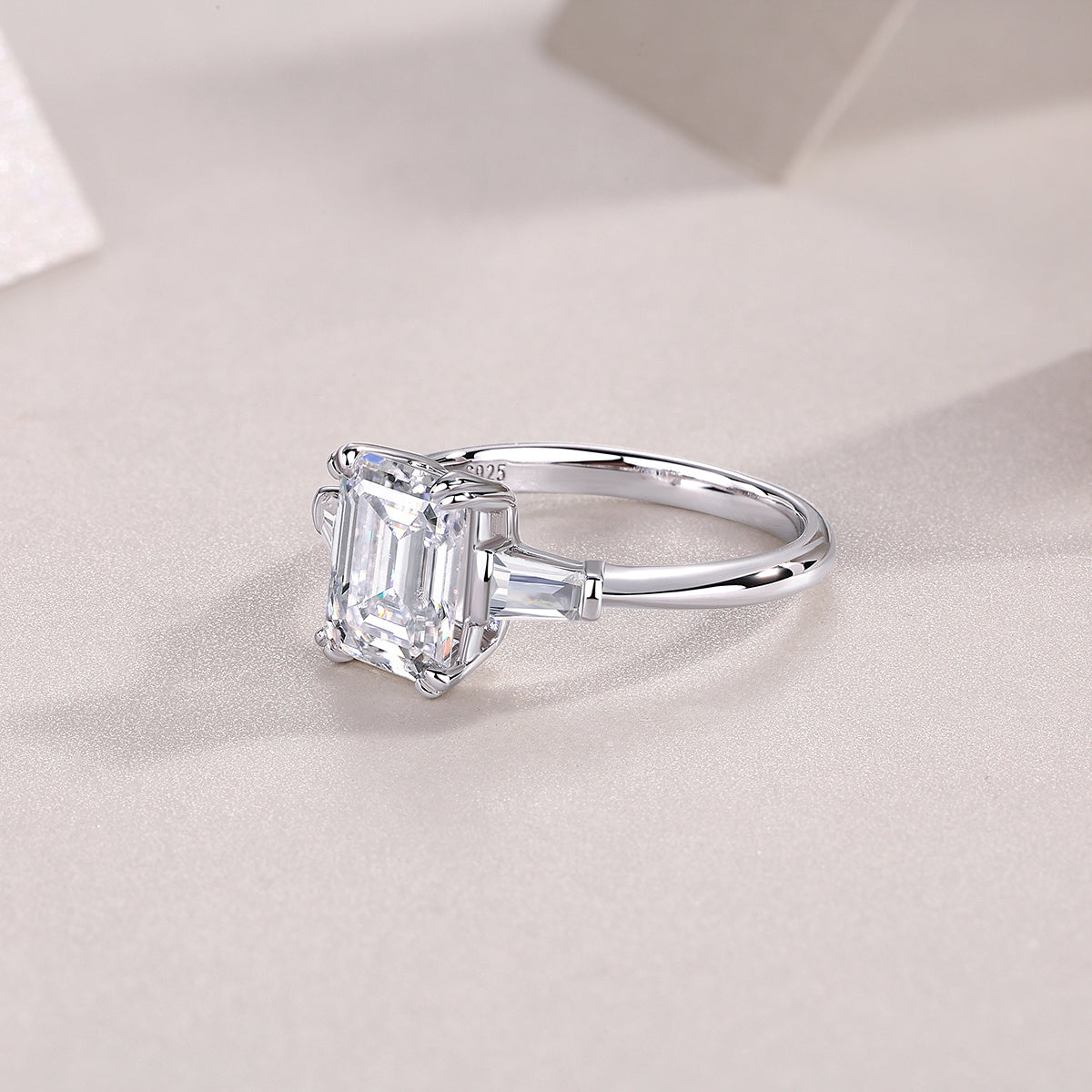 Starry Sky Mirror - A Fashionable Diamond Jewelry Piece Set With Moissanite S925 Sterling Silver And Platinum Diamond Ring